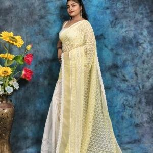Graceful Two-Tone Handcrafted Hakoba Saree in Pastel Yellow & White – Elegant White Embroidery