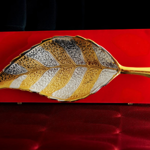 Brass Decorative Neem Leaf Two Tone Platter