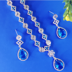 Elegant Royal Blue Teardrop Necklace Set
