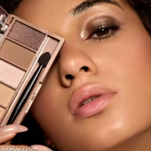 ✨ Velvet Glam Eye Shadow Palette