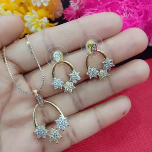 Elite Glittering Jewellery Set