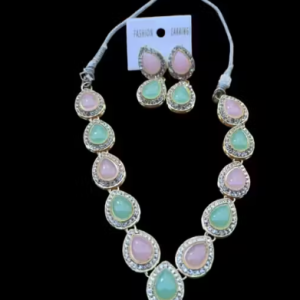 Beautifully Premium Quality Neaklace With Earings Set