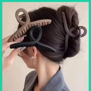 Korean Stylish Hair Claw Clip for Women | Strong Grip Metal Spring Bun Clip
