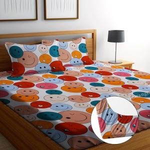 Double Bed Fitted Bedsheet – Smile Print with 2 Pillow Covers