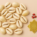 Natural White Cowrie Shells (Kawdi/Kaudi) – Set of 20 | Cleaned Sea Shells for Crafts, Puja, Rakhi Making, Jewelry, Vastu, and Decoration