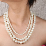 Pearl necklace for woman and drop earrings, pearl choker