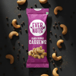 Black Pepper Cashews40g