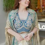 D 98 Elegant Embroidered Saree Set – Timeless Festive Glamour