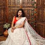 Handcrafted White Pure Organza Muslin Saree with Red Border & Floral Appliqué Work | Festive Bengali Saree | Includes Matching Red Blouse Piece
