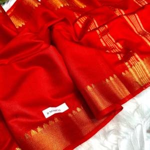 Graceful Handcrafted Charcoal Gray Mangalgiri Saree in Bapta Tusshar Silk with Gold Zari Border