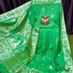 Emerald Elegance – Handcrafted Bishnupuri Silk Saree with Golden Accents