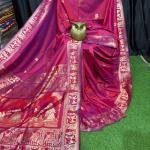 Emerald Elegance – Handcrafted Bishnupuri Silk Saree with Golden Accents