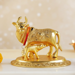 Aluminium Cow Statue – Elegant Home Décor Showpiece