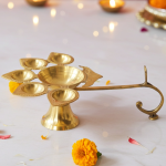 Brass Table Decor Oil Lamp Deepak 5 Wicks  - Premium Brass Deepak for Temple Lighting