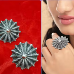 STYLISH EARING AND RING COMBO