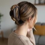 Large Hair Claw Clips for Women and Girls, Strong Hold Jaw Clamps, Matte Nonslip, 4 Pieces, Multicolour