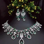 Emerald Green Royal Necklace with Earrings
