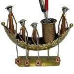 Metal Handcrafted 4 Man Ship Pen Holder Antique Sand Desk Decorative Showpiece