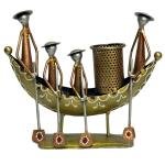 Metal Handcrafted 4 Man Ship Pen Holder Antique Sand Desk Decorative Showpiece