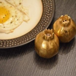 Vibhsa Golden Salt and Pepper Shakers Set for Dining Table