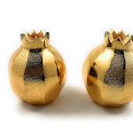 Vibhsa Salt and Pepper Shakers Set Kitchen Table Decor Accents